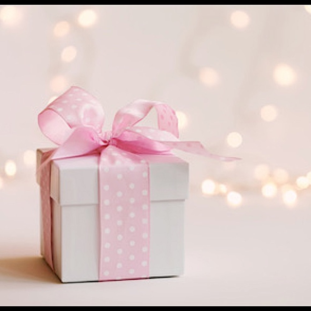Mystery Box!! 5 Size Girls items for $10